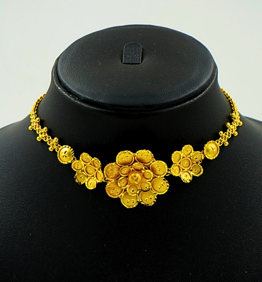 Blossom Bloom Gold Pendant Set