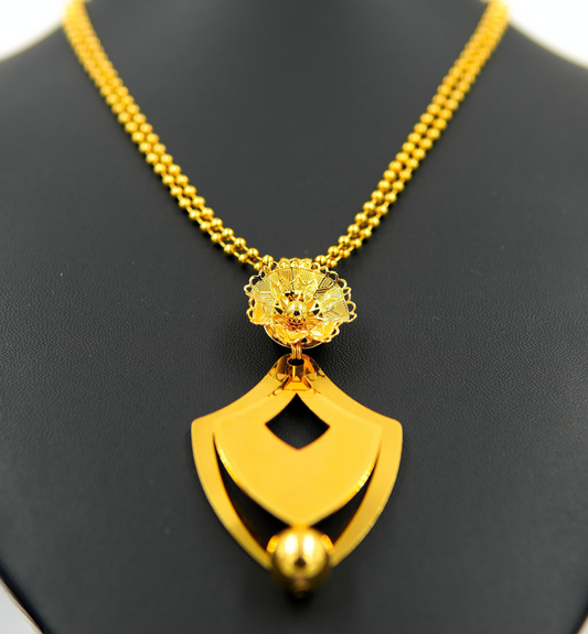 Royal Crest Pendant Set