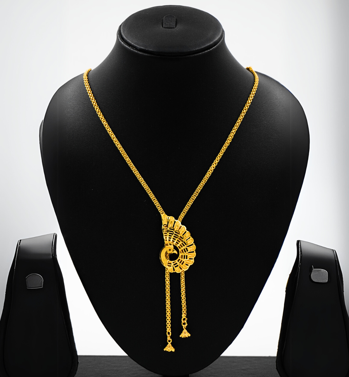 Peacock Grace - Stylized Pendant Set