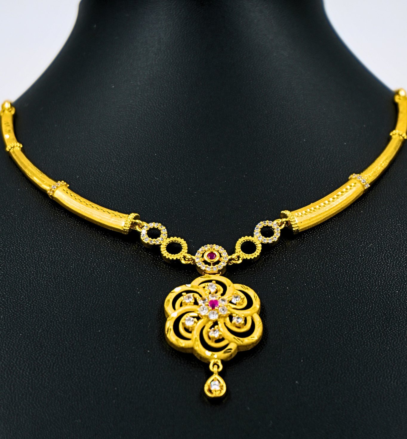 Padmavati Gold Spiral Pendant Set