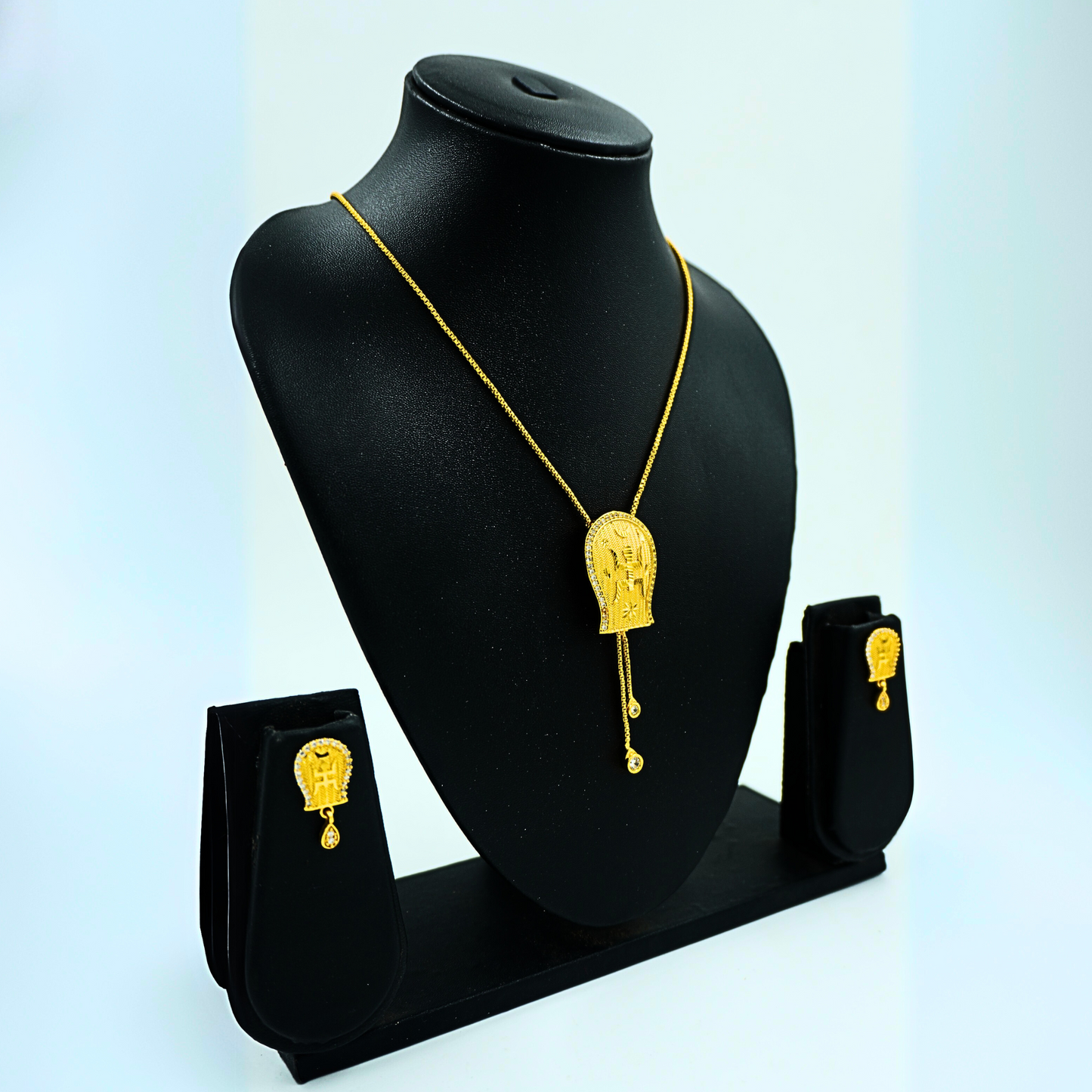 Golden Bell – Temple Charm Pendant Set