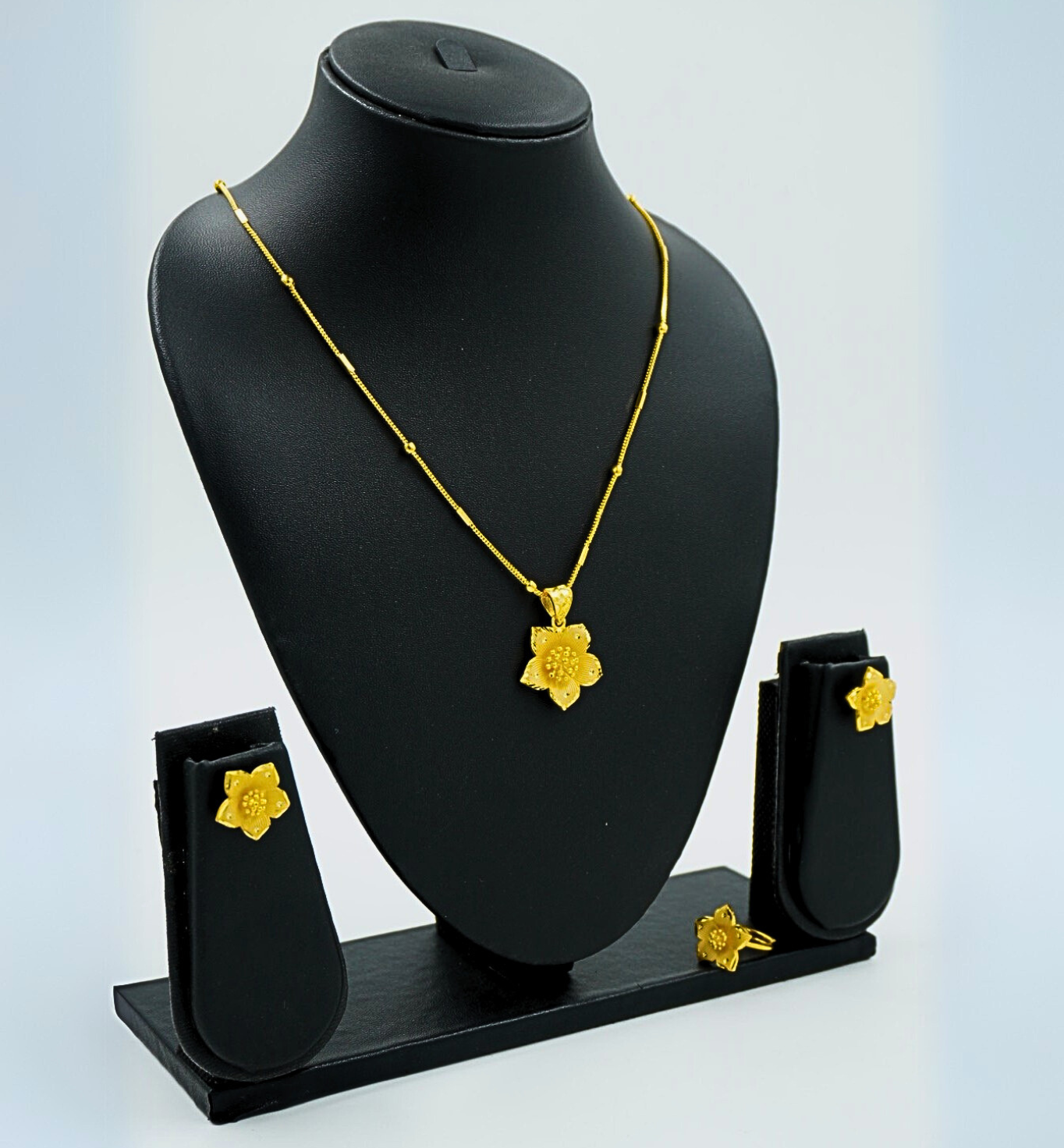 Golden Floral Pendant Set