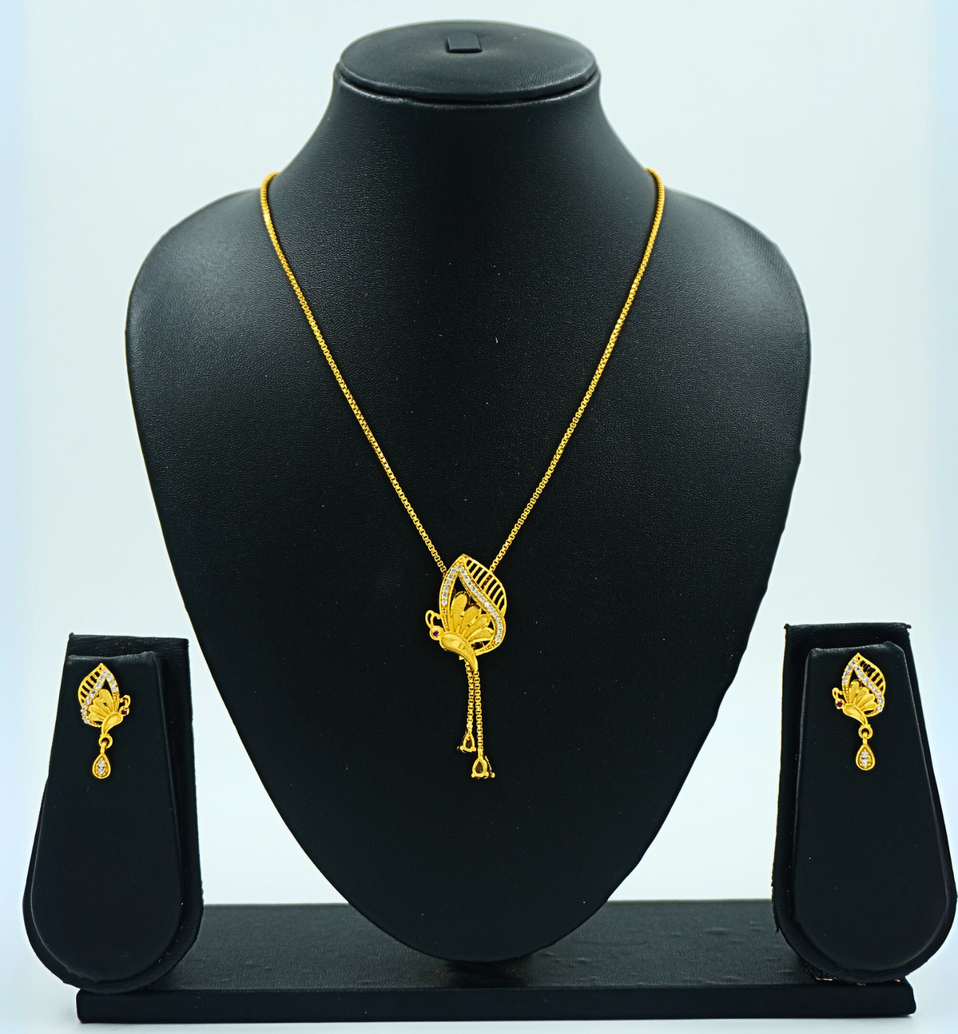 Butterfly Gold-Tone Pendant Set