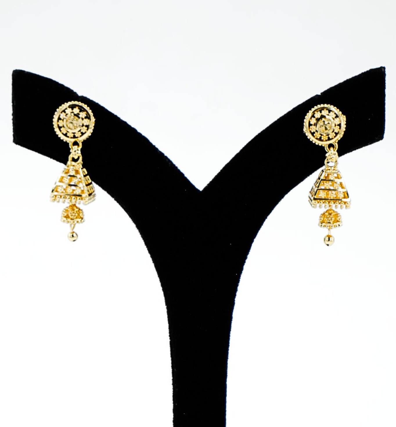 Vedhika Layered Jhumkas