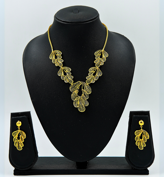 Golden Vines Pendant Set